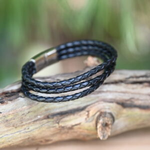 Hilpharakas Nahast Käevõru "Triple Twist"